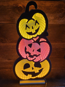 Pumpkin Stack Infinity Light 24"