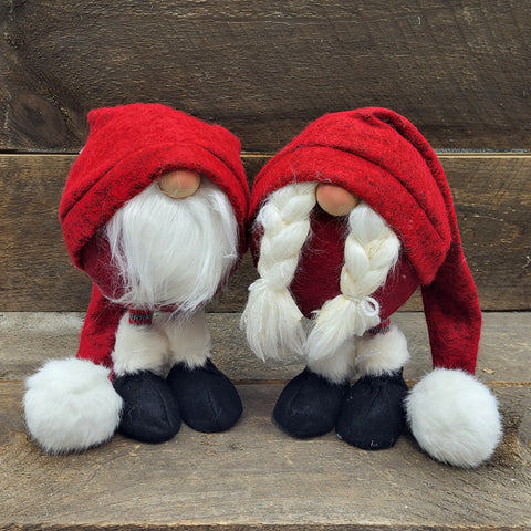 Standing Santa & Mrs Clause 25"