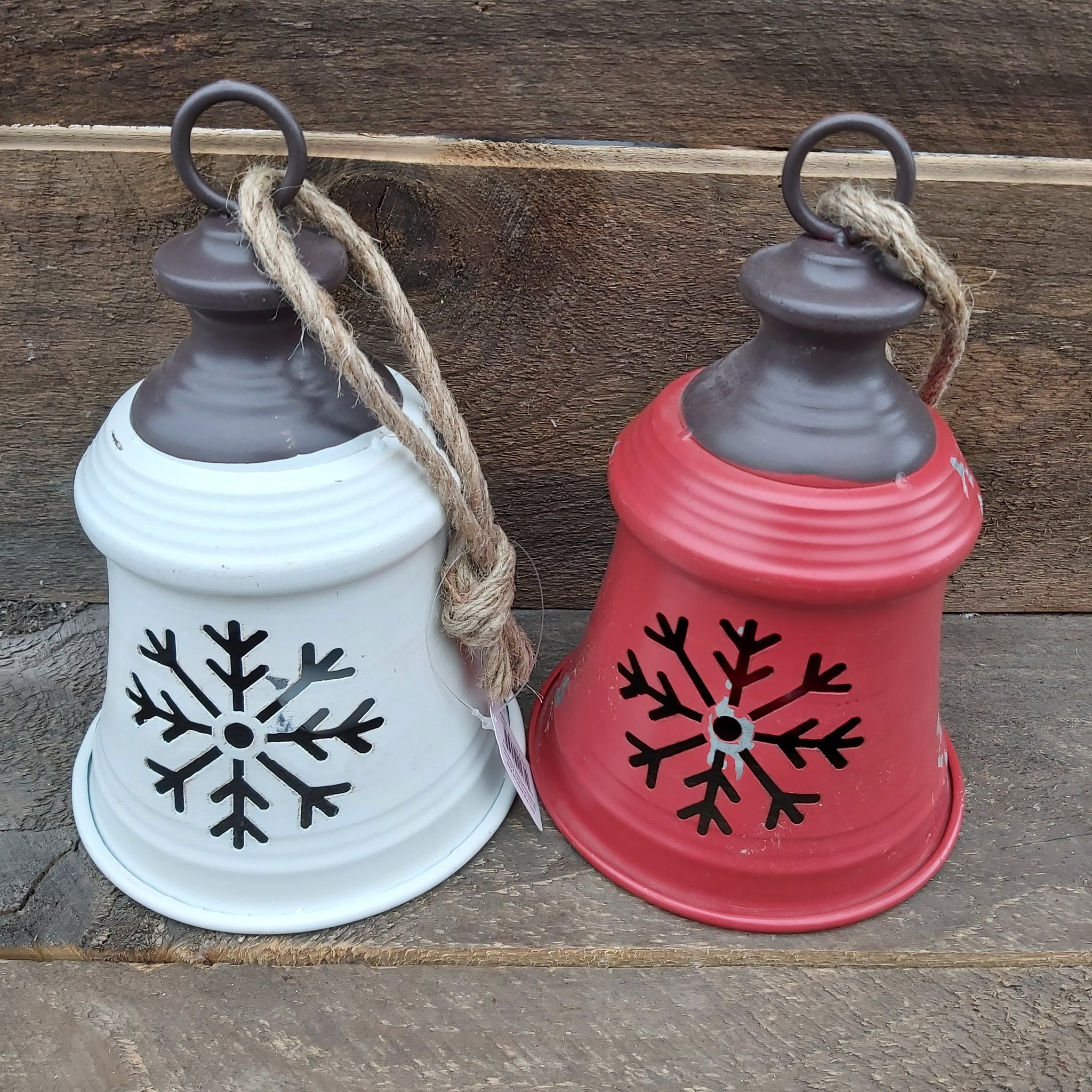 Bells 'Red and White Assorted'