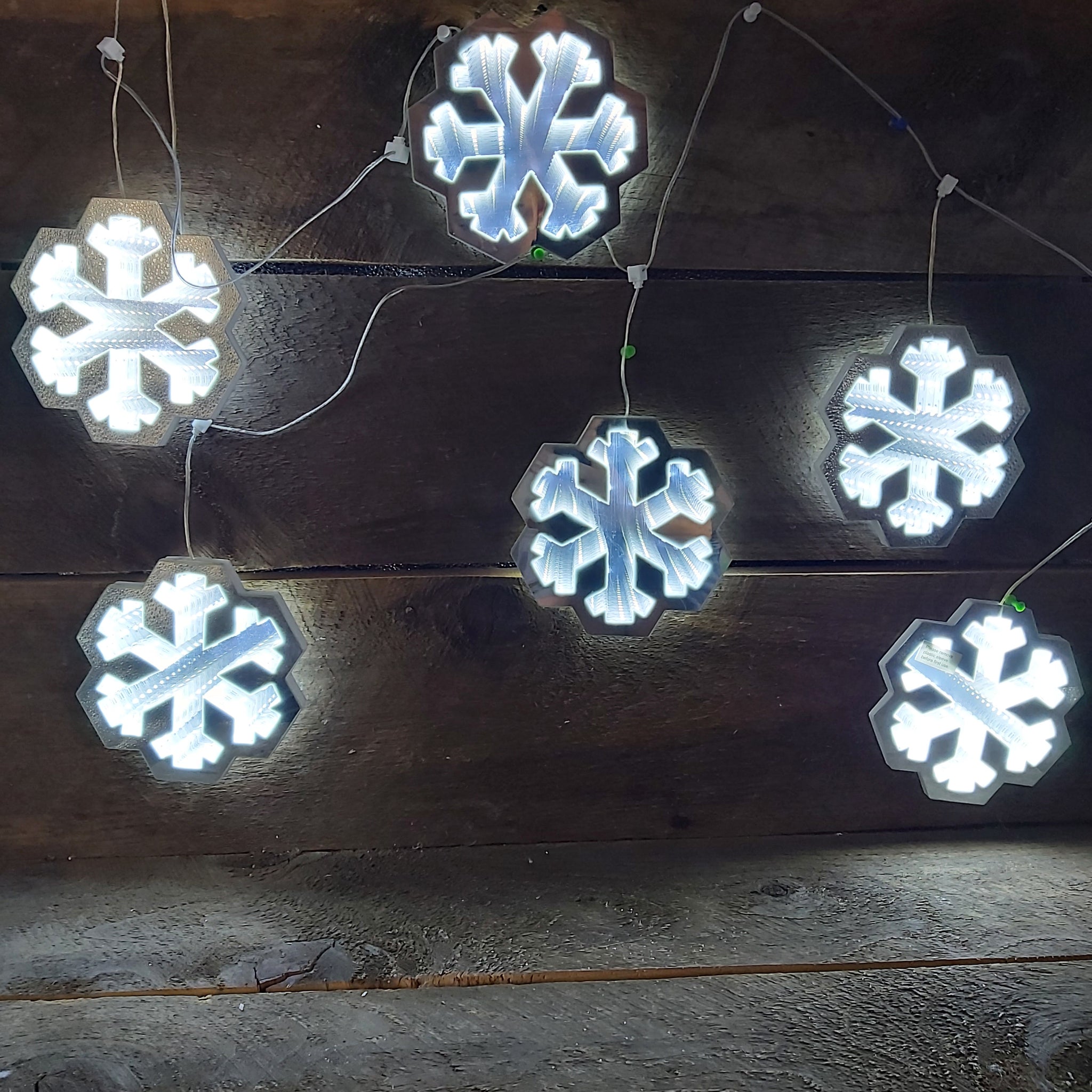 70" Snowflake Garland Infinity Light