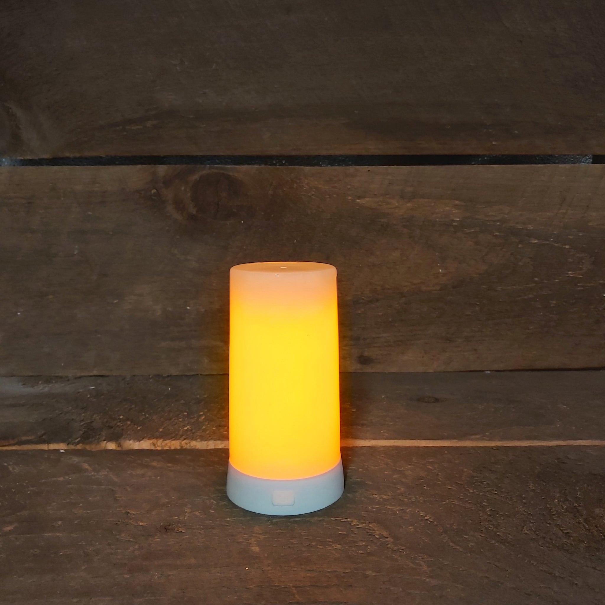 5" LED Flame Effect Light w/Remote USB