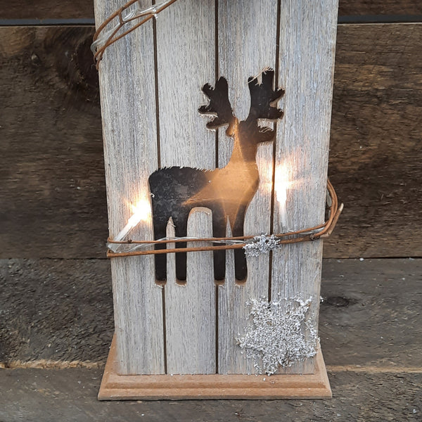 LED Birdhouse with Deer