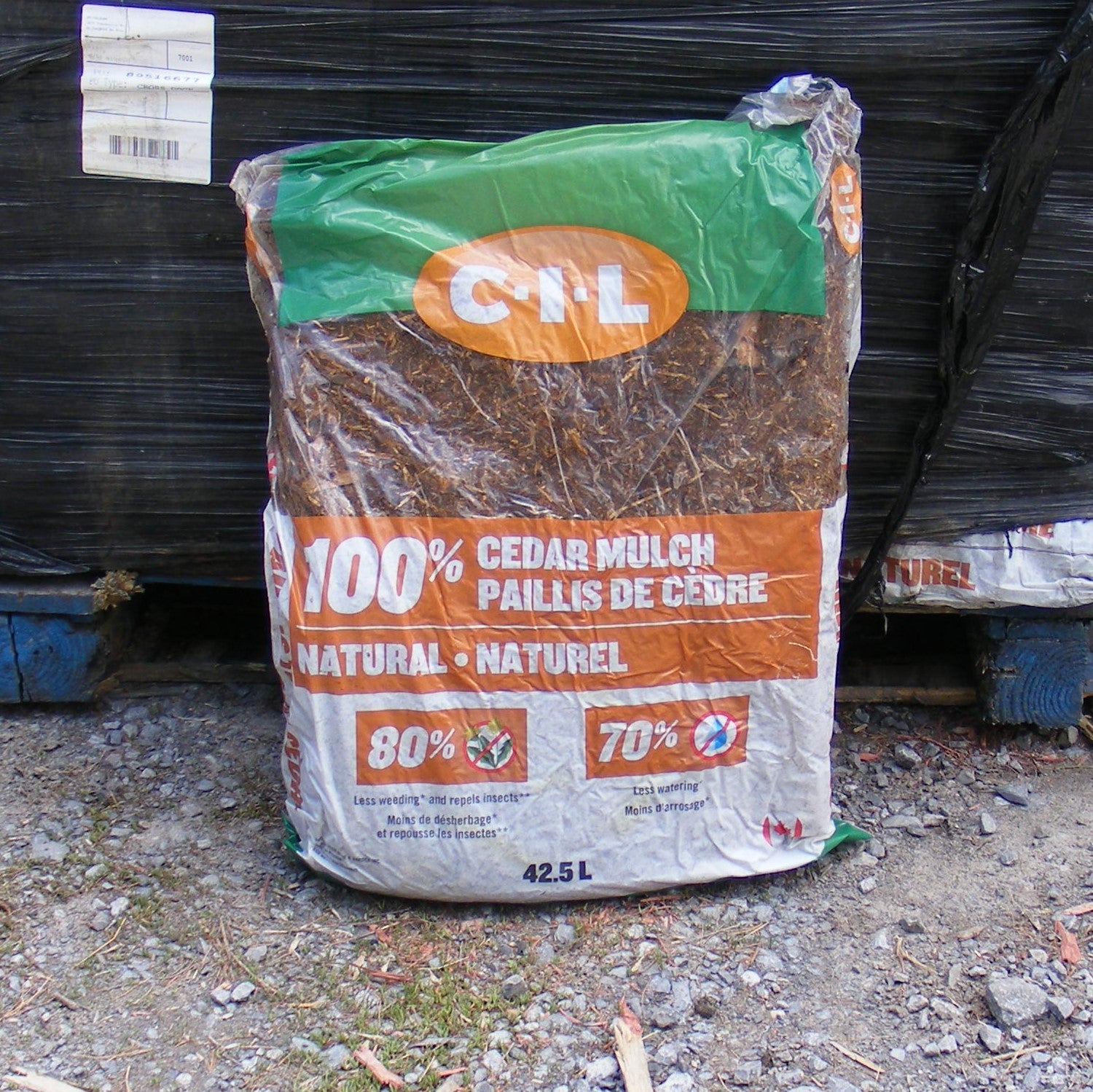 C-I-L 100% Natural Cedar Mulch 42.5L